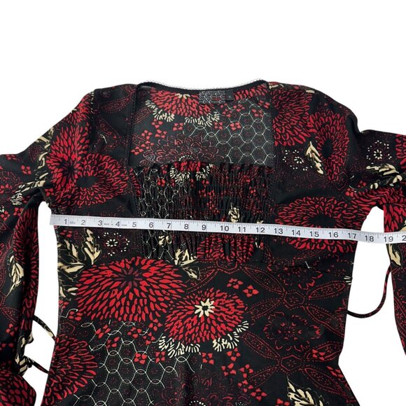 MCM Y2K Vintage Women Black & Red Floral Goth Top SZ XL Bell Asymmetric Sleeve - Picture 5 of 16